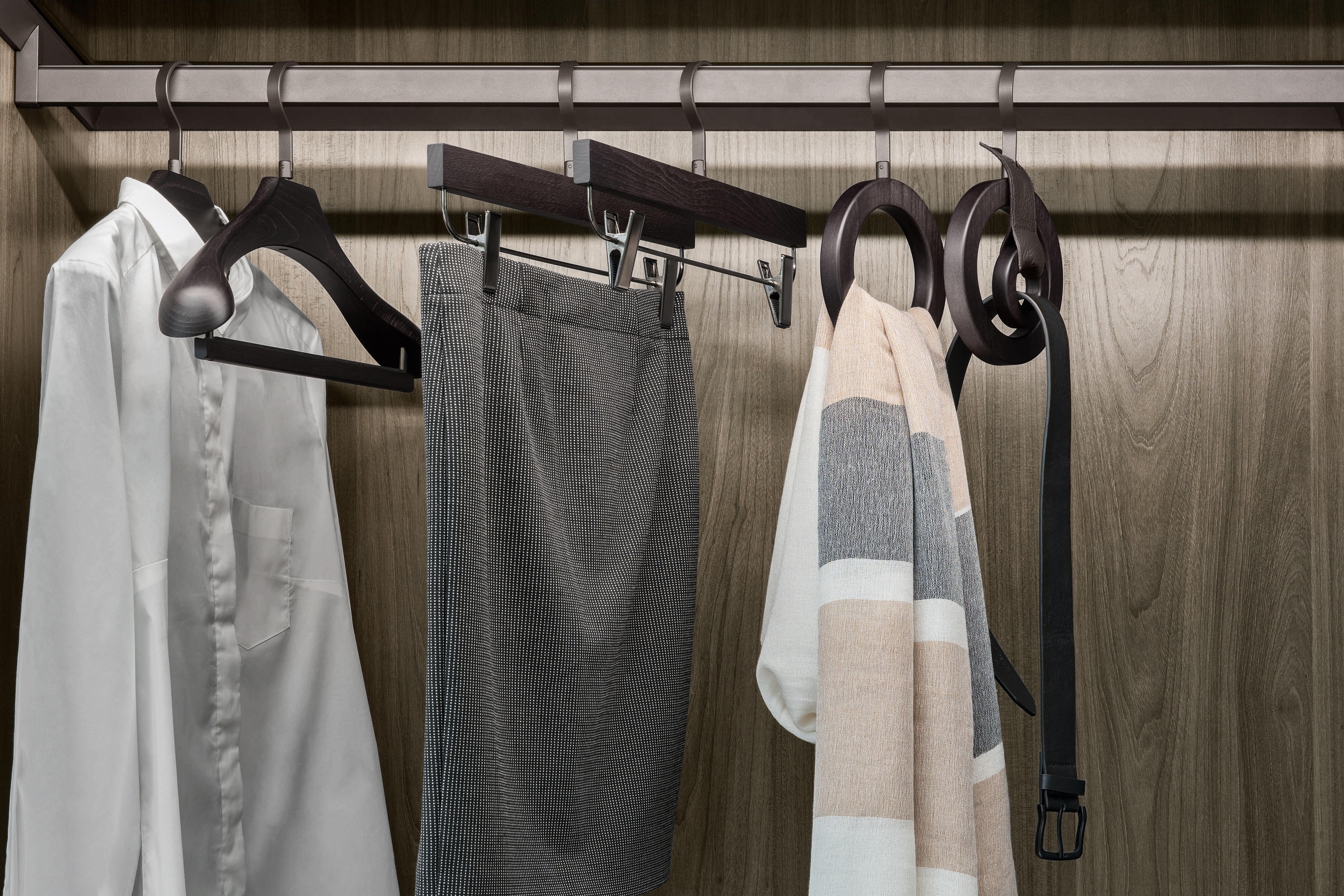 Storage Accessories – Excessories, Hang