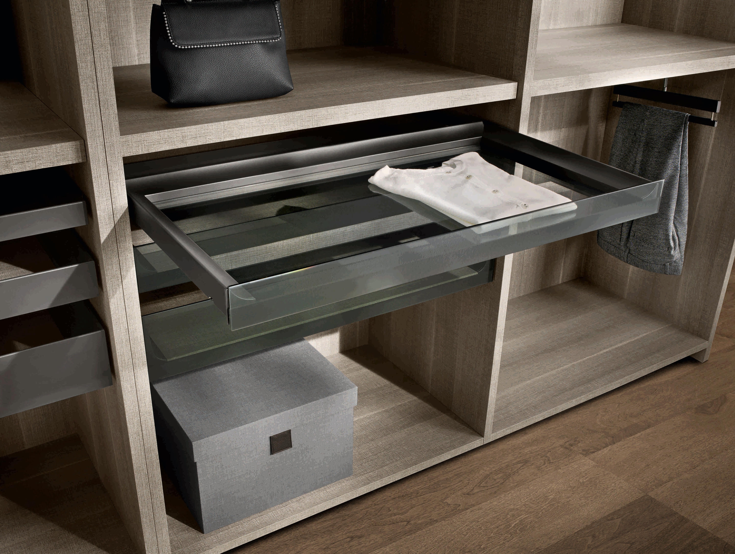 Storage Accessories – Excessories, Pull- out