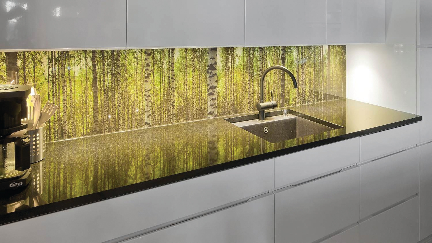 Ceramic Printed Kitchen Backsplashes
