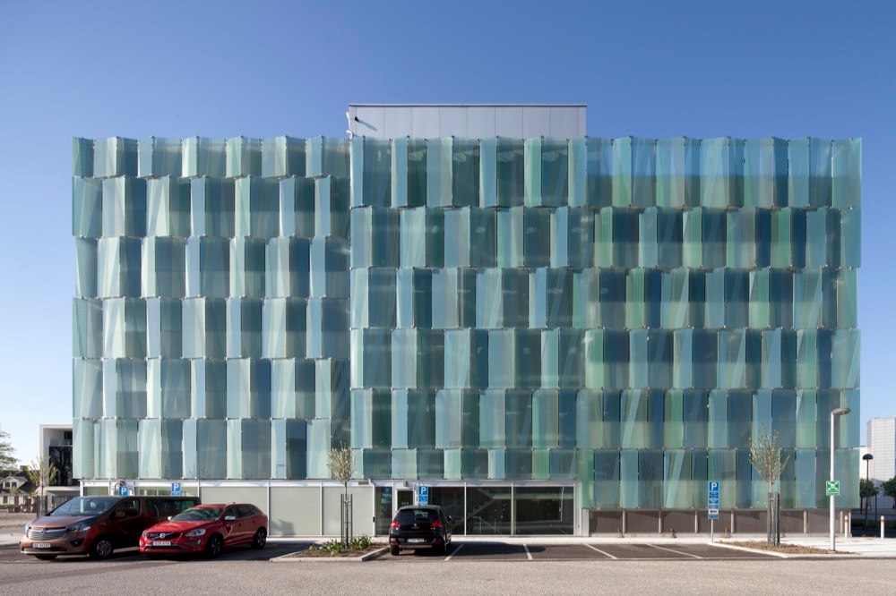 Digital Ceramic Printing in Louvers