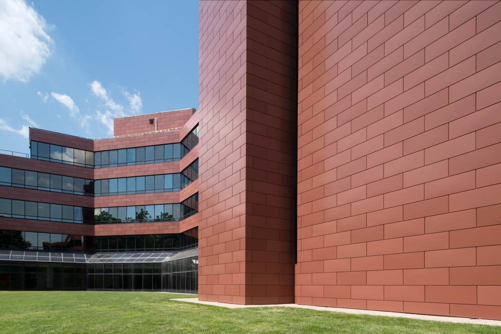 Metal Panel Rainscreen System - EN-V