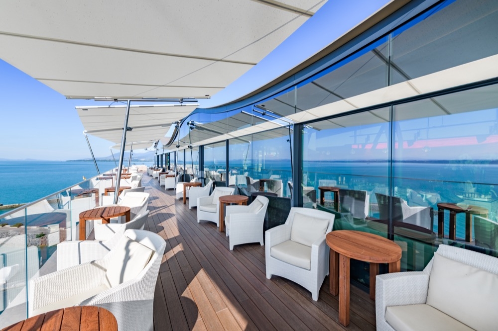 Glass Technology in Hotel Beaulac