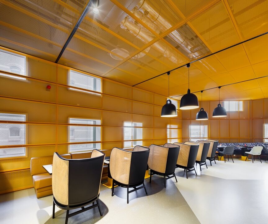 Metal Ceilings – Stretch Metal