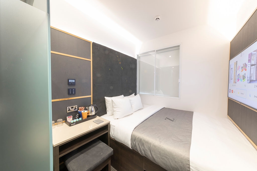 Lighting Control in Z Hotels