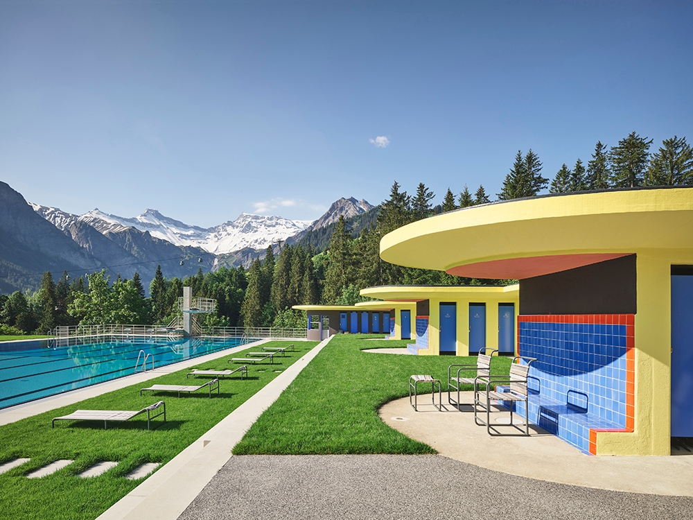 Keim Paint in Adelboden Swimming Pool