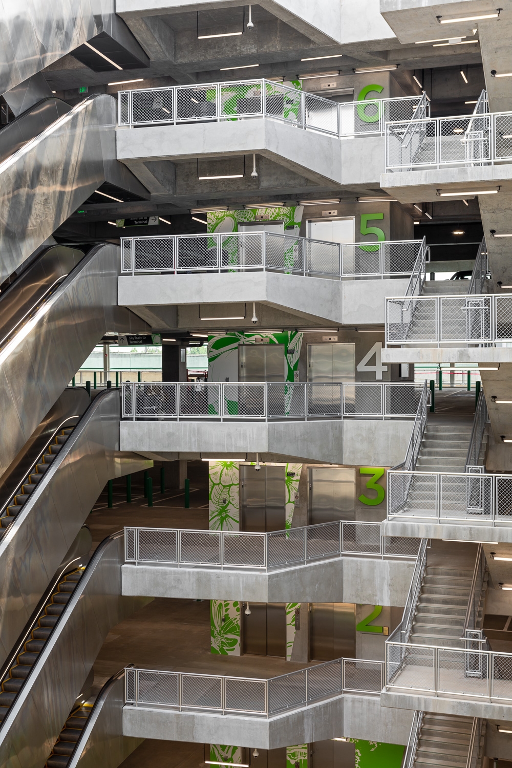 Interna-Rail® Aluminum Railing