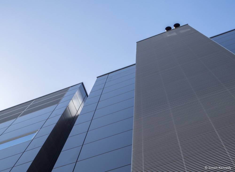 Qbiss One in Equinix Data Centre