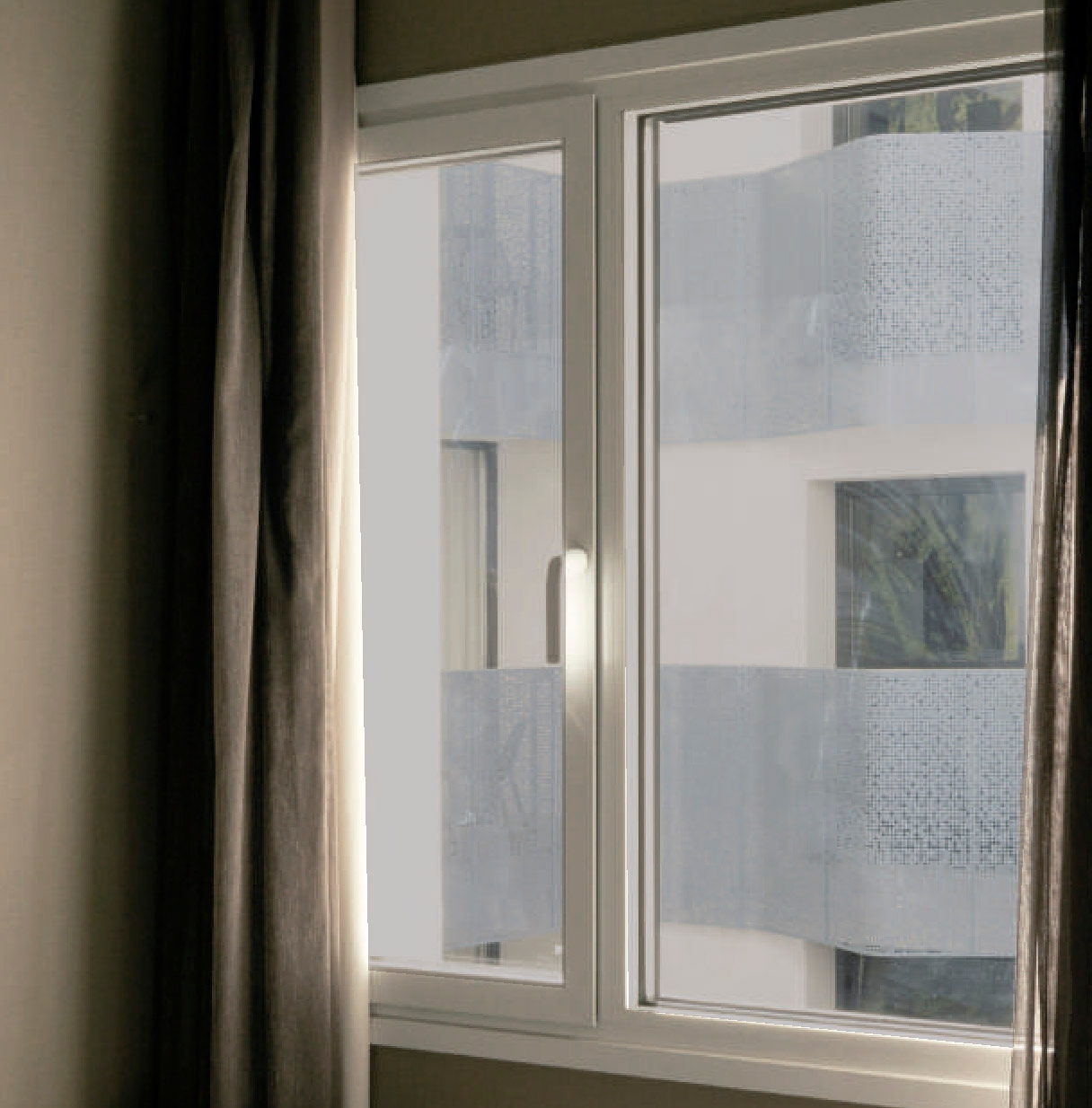 Sistema de ventana STRUGAL S64RP GALA