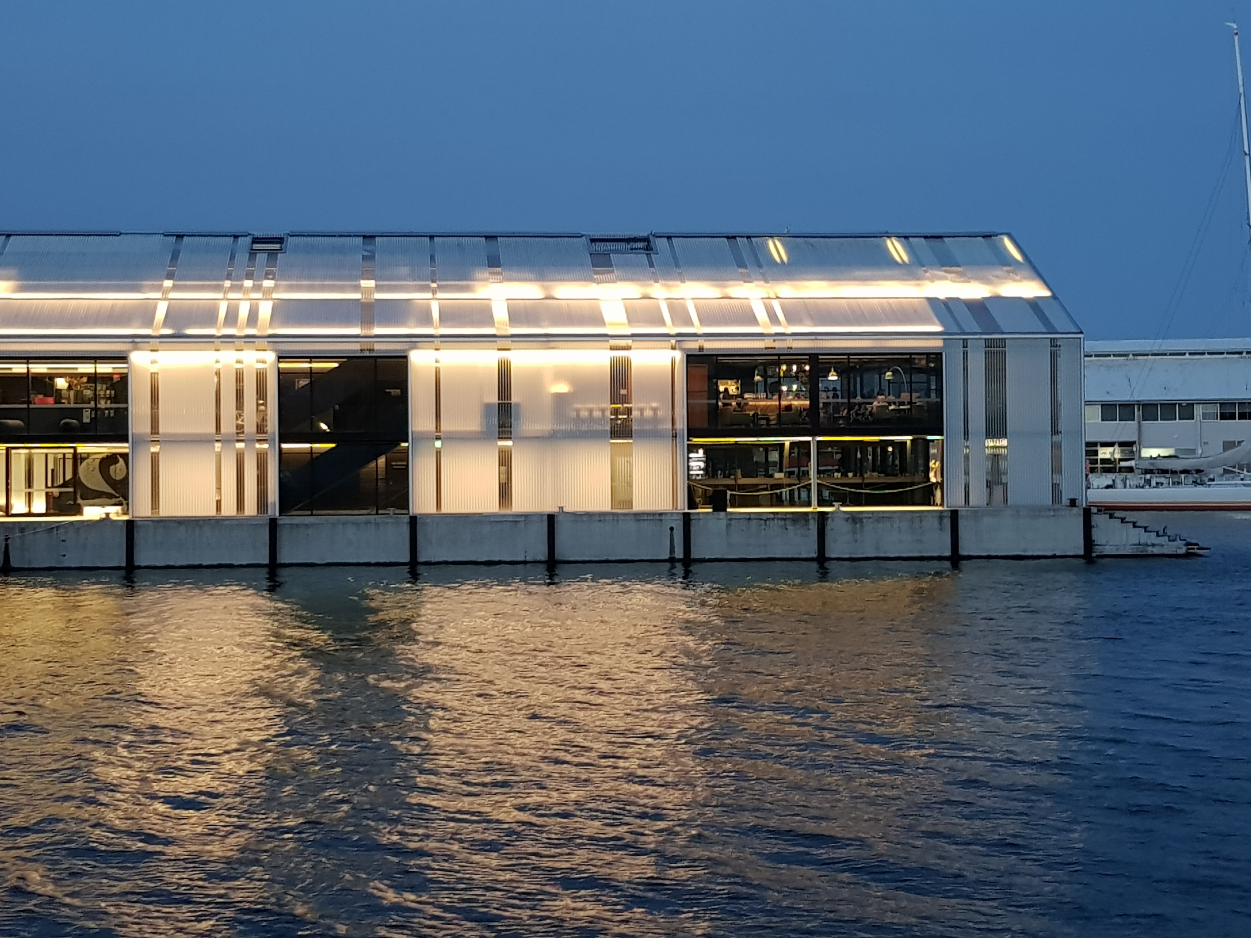 Danpal Everbright for Facade – Translucent Facades