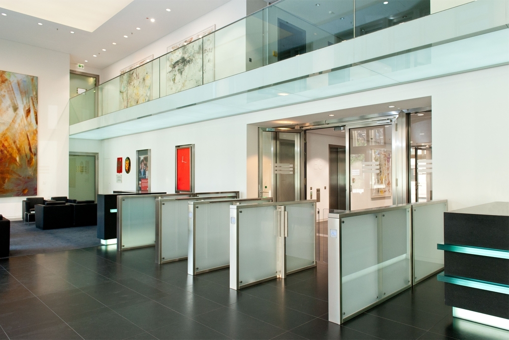 Sensor Barriers & Speed Gates