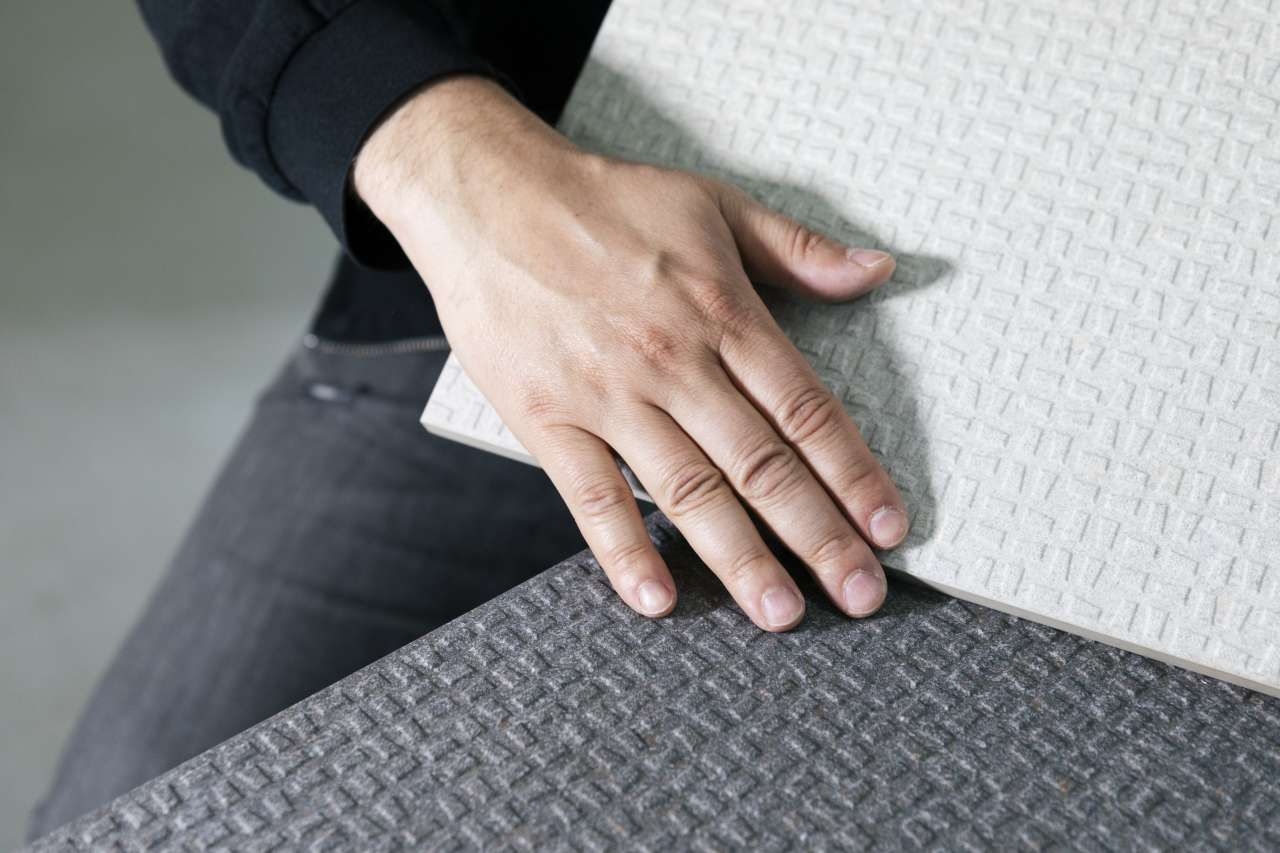 How to Choose the Right Anti-Slip Tiles