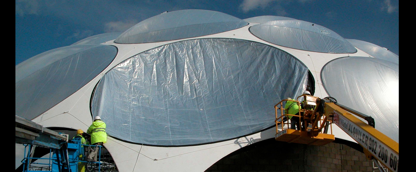 Multiple Layer Covers and Façades