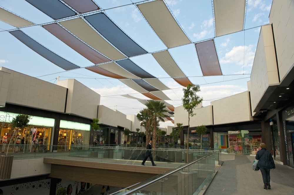 Tensile Architecture: Cable Grids and Shades