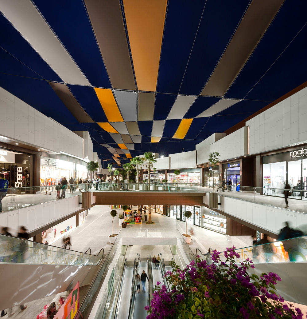 Tensile Architecture: Cable Grids and Shades