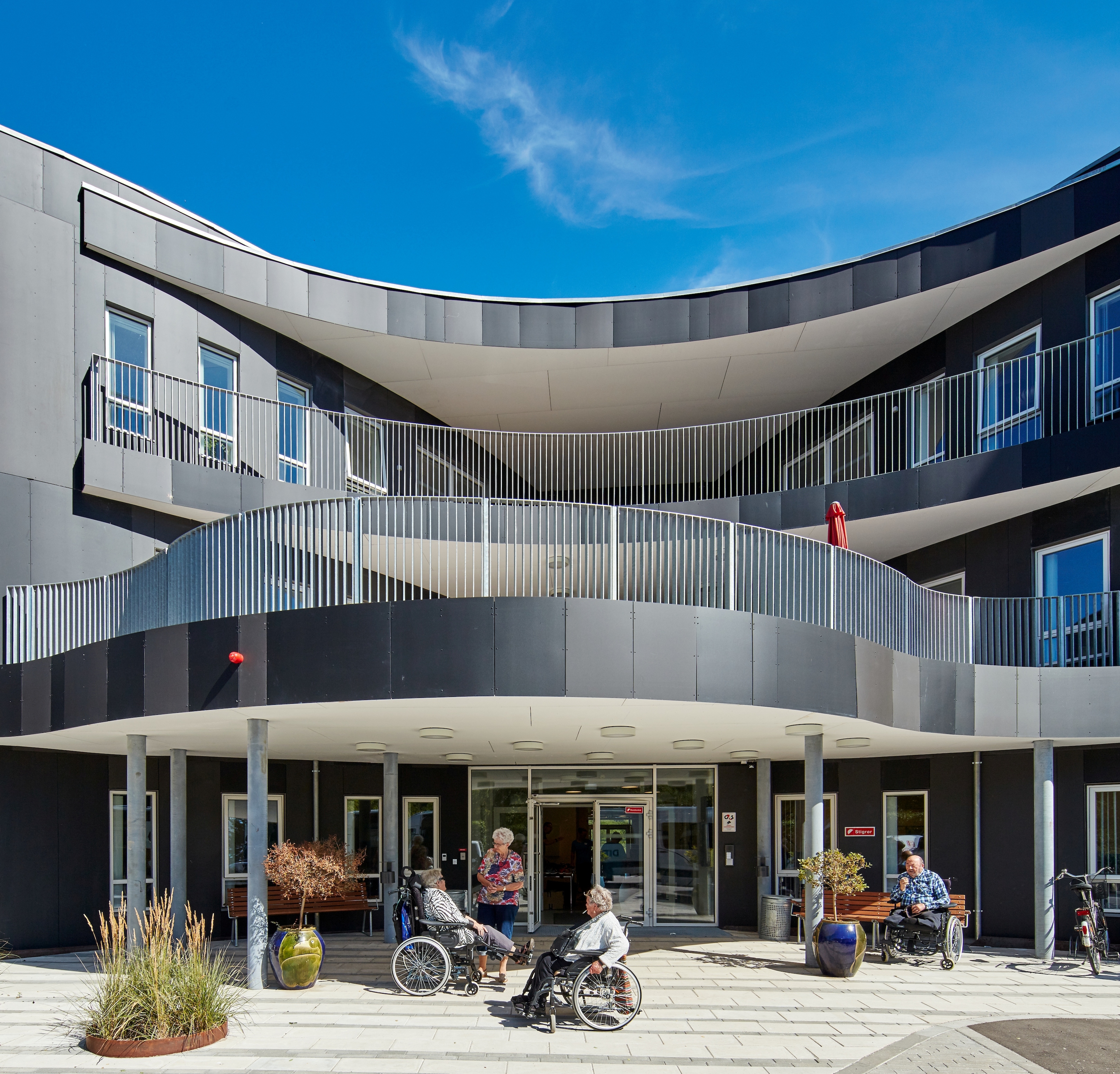 STENI Façade Panels in Public Buildings