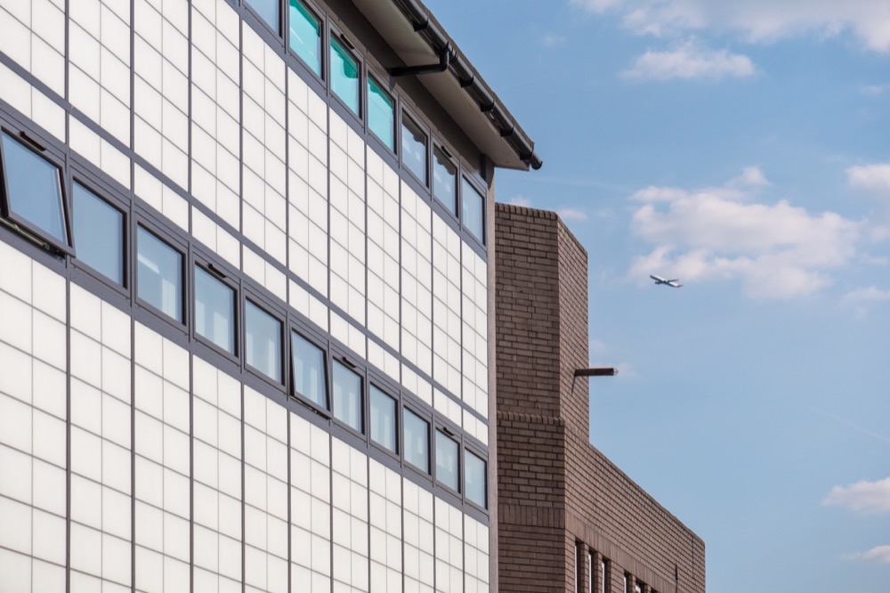 Kalwall® in Featherstone High School