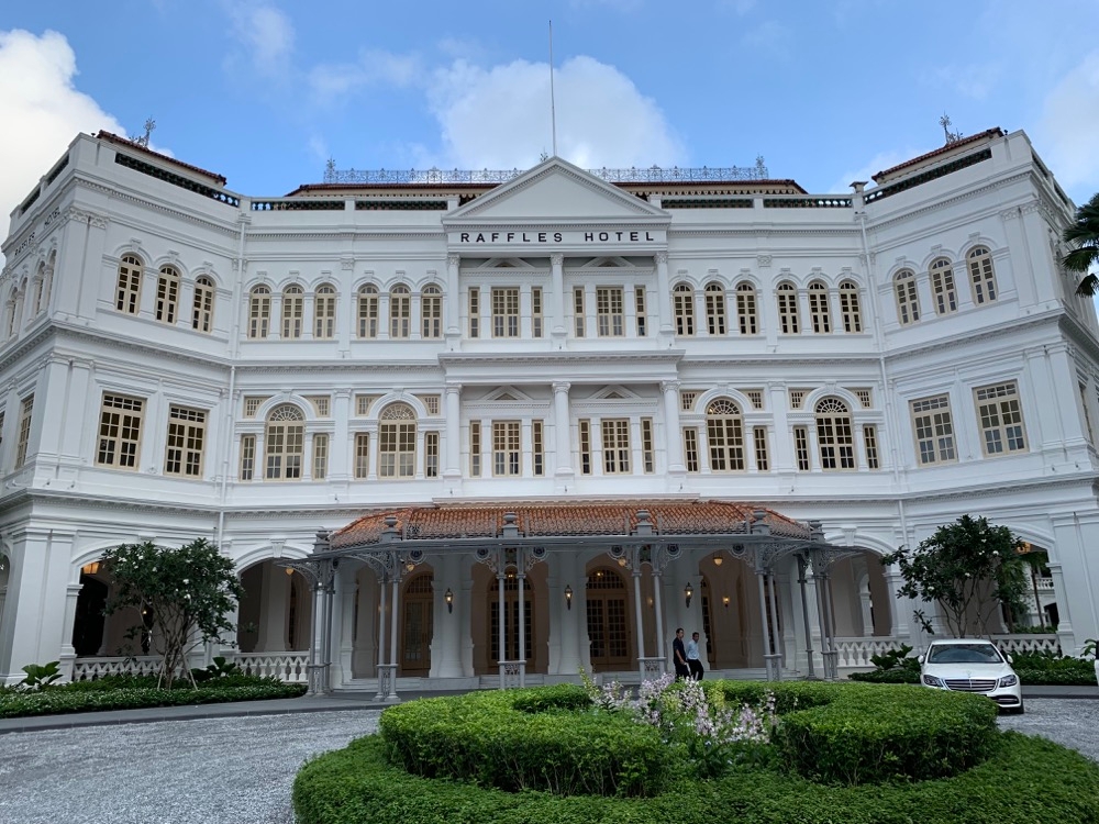 Mineral Paint in Raffles Hotel Singapore