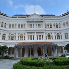 Mineral Paint in Raffles Hotel Singapore