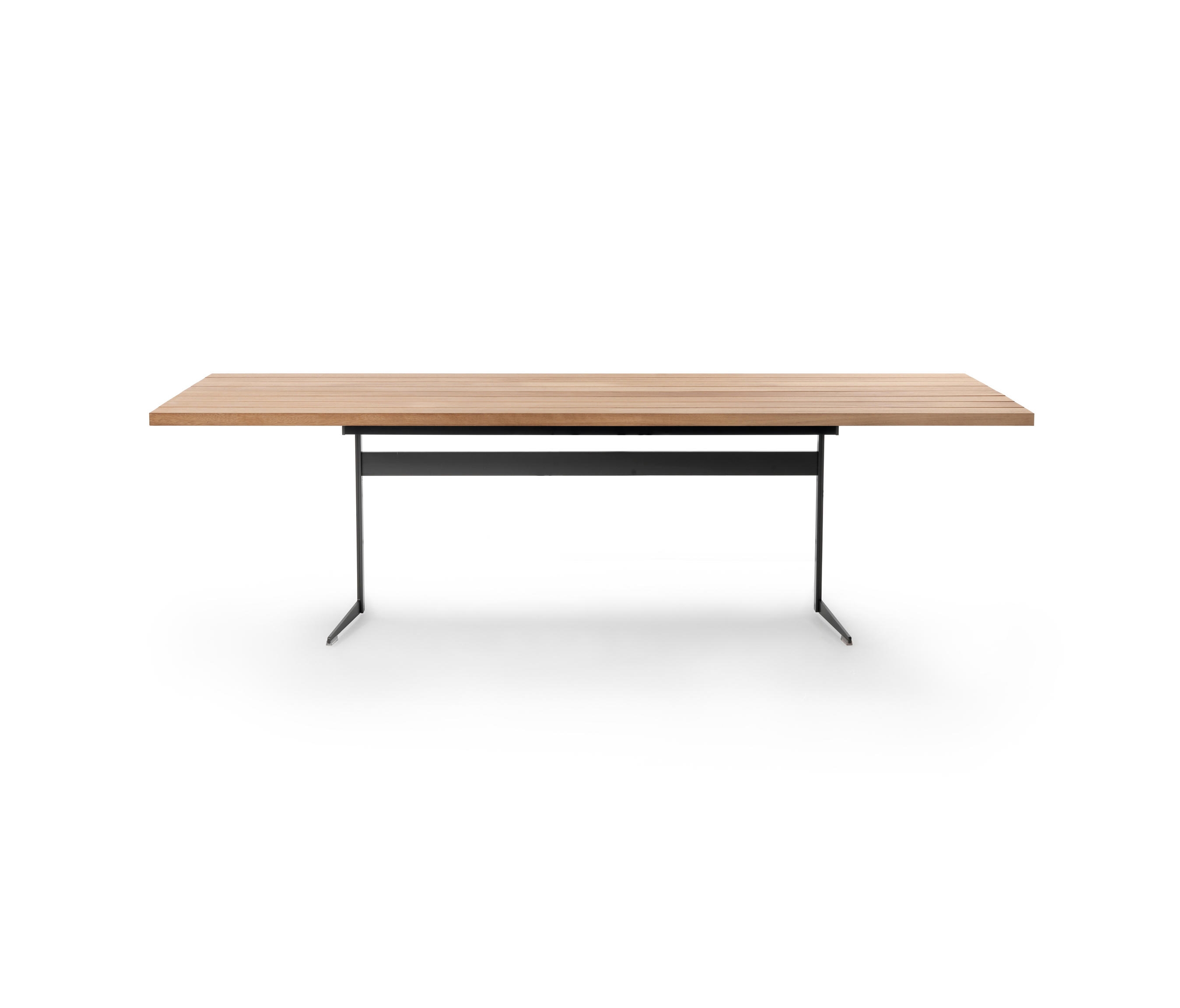 Exterior Dining Table - Fly
