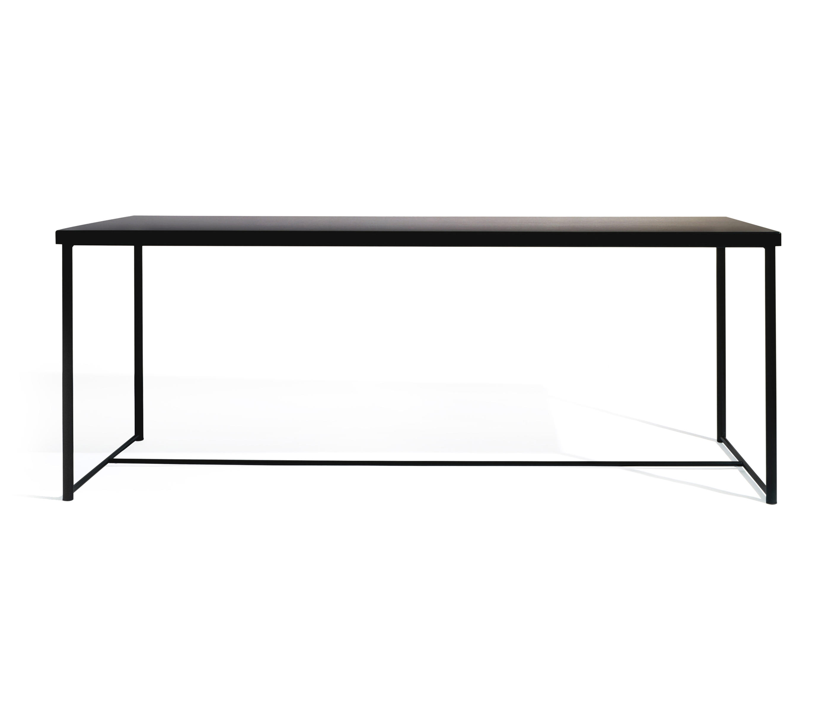 Contract Table - Moka