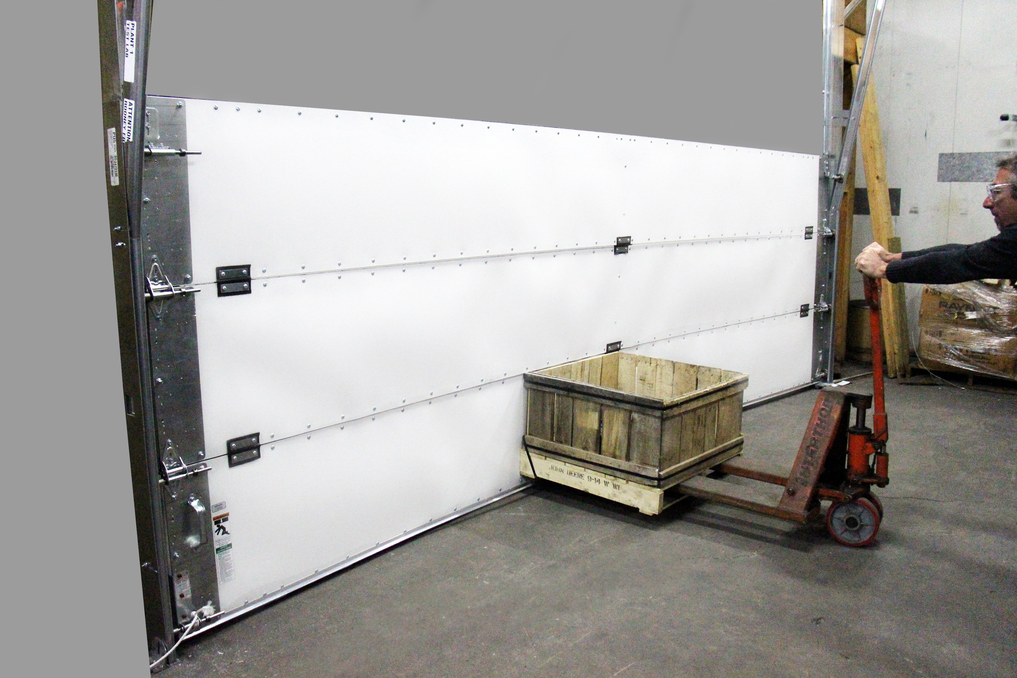 Thermal Sectional Doors - FlexFamily™