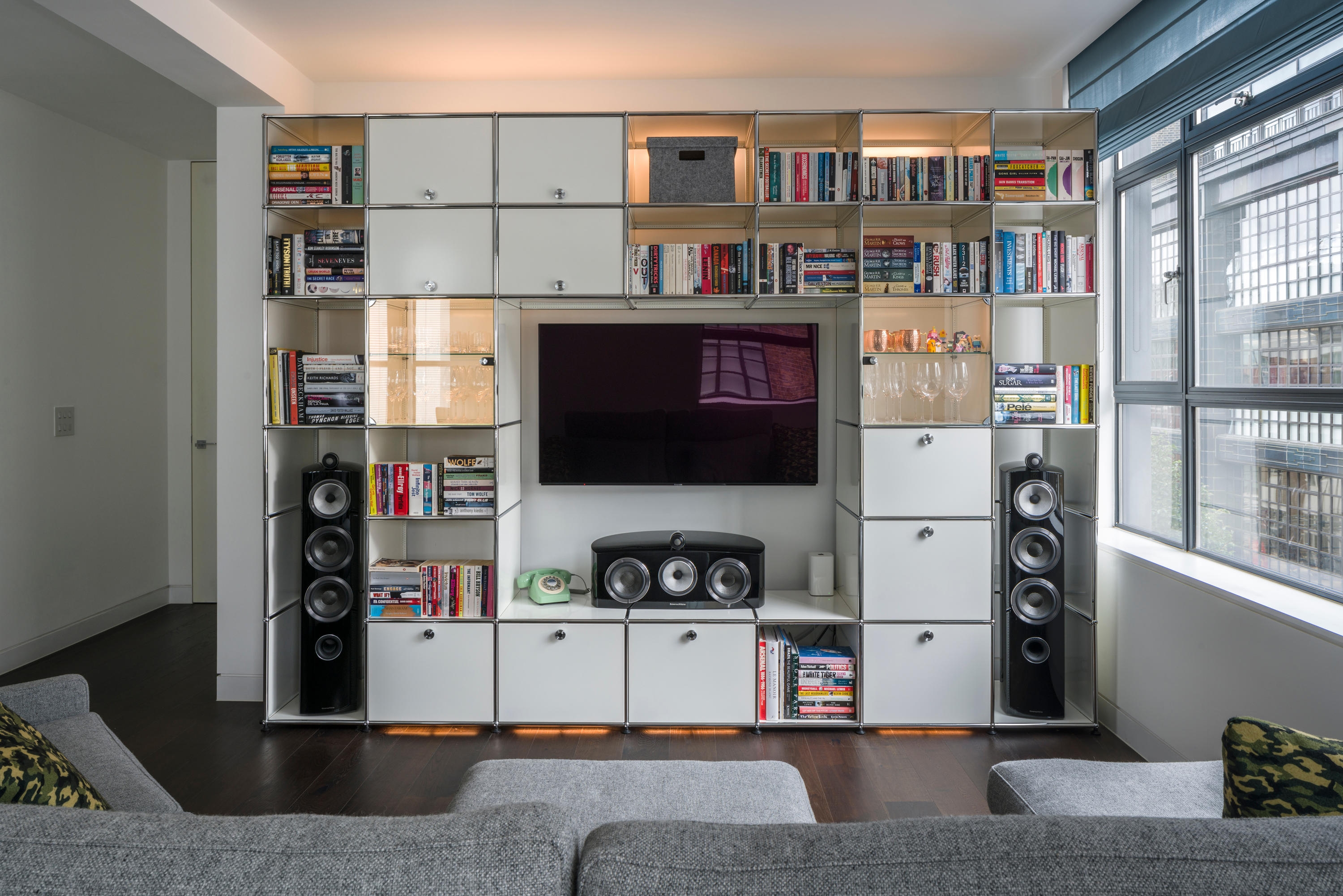 Multimedia Cabinet - Haller E