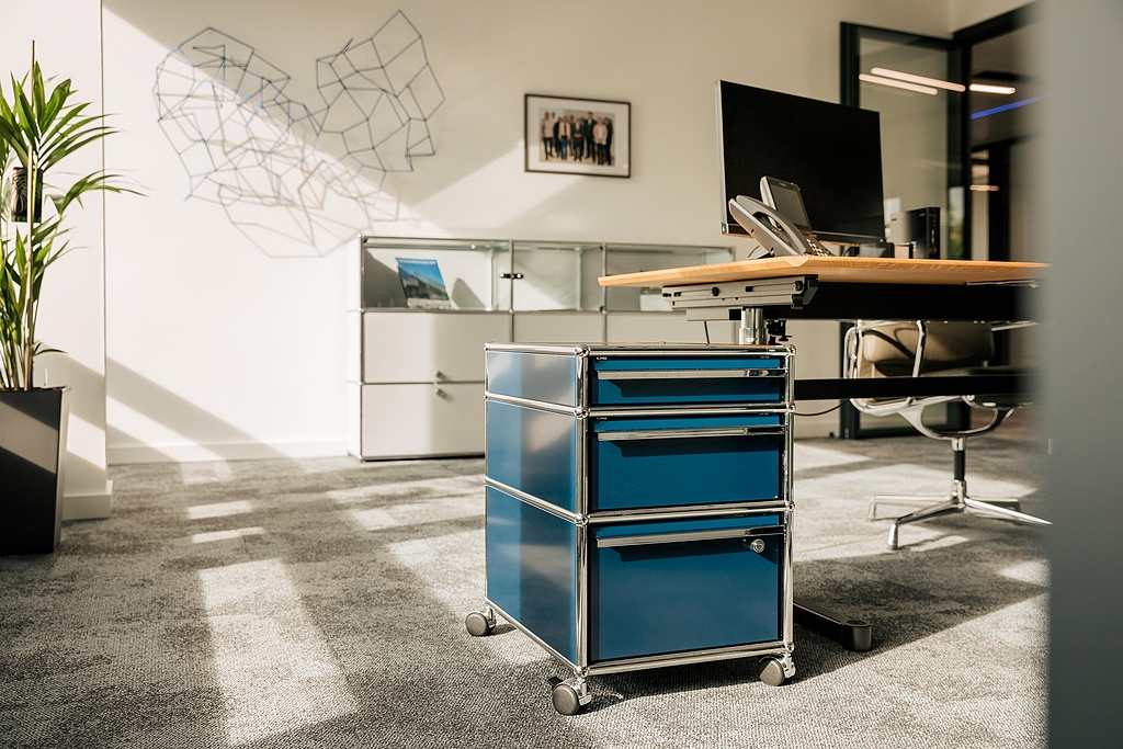 Usm haller pedestal hotsell