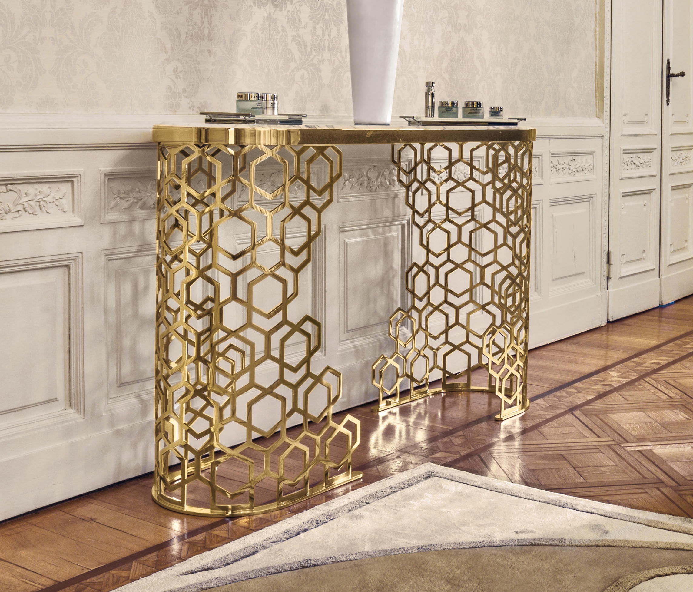 Console Table - Manfred