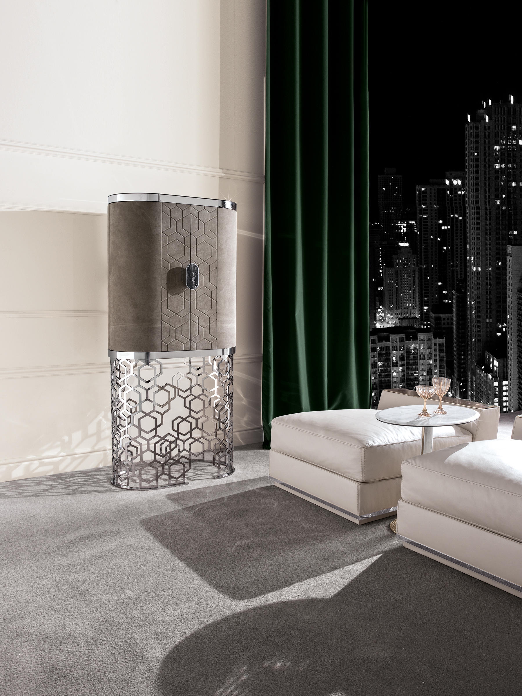 Cabinet - Mini Beverly