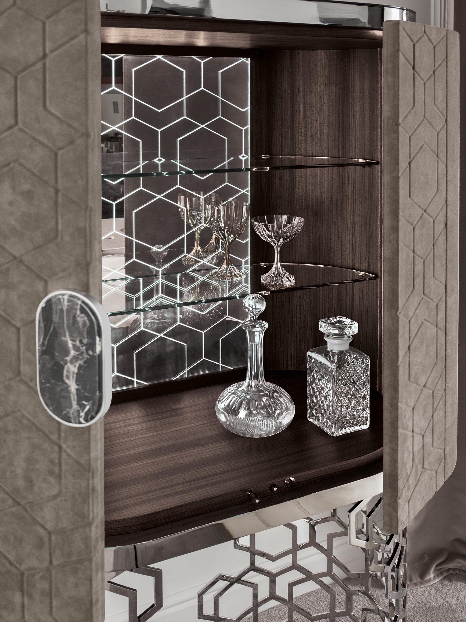 Cabinet - Mini Beverly