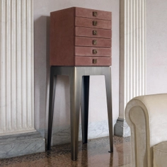 Chest of Drawers - Lady