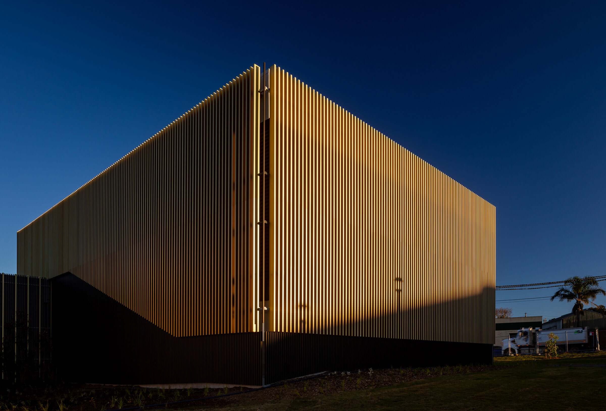 Click-on Battens in WestConnex M8 Junction