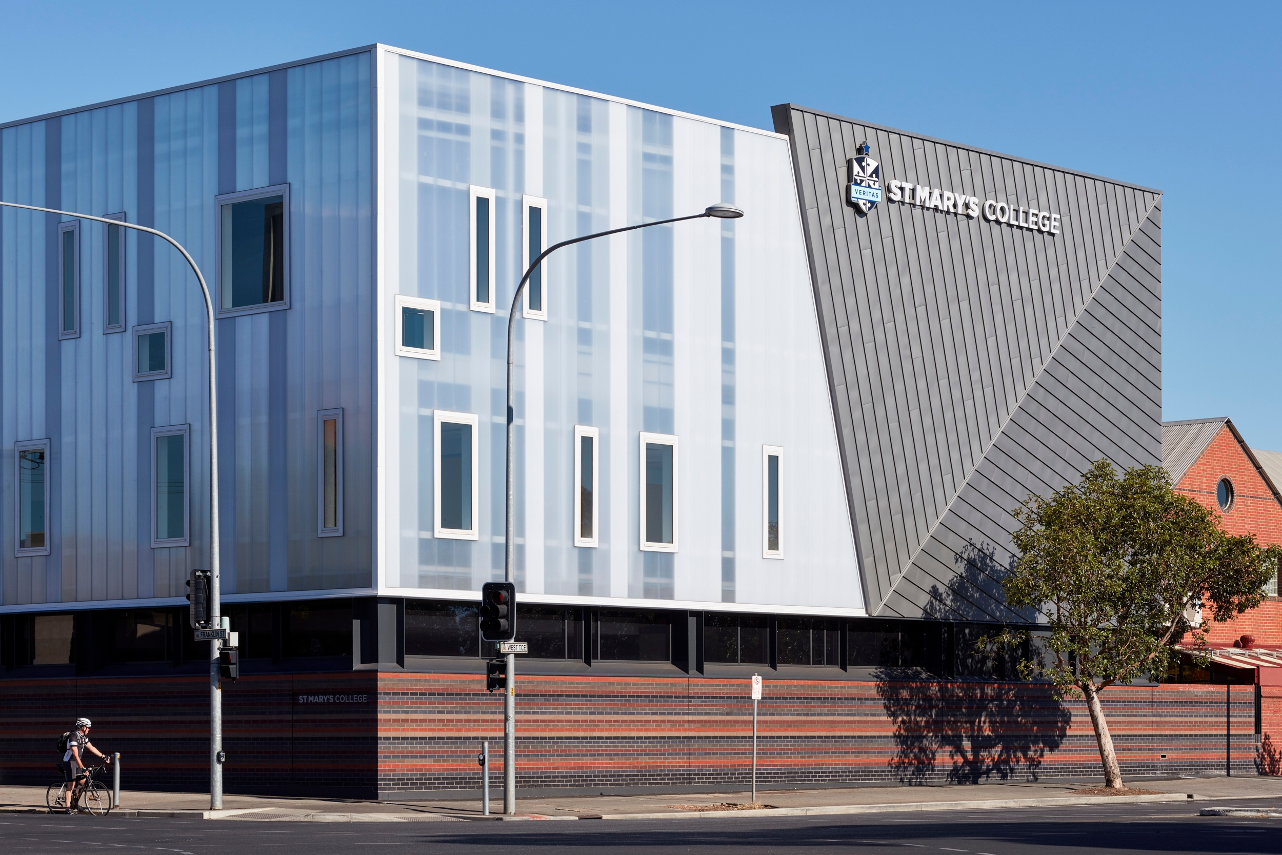 Translucent Building Elements in St Marys