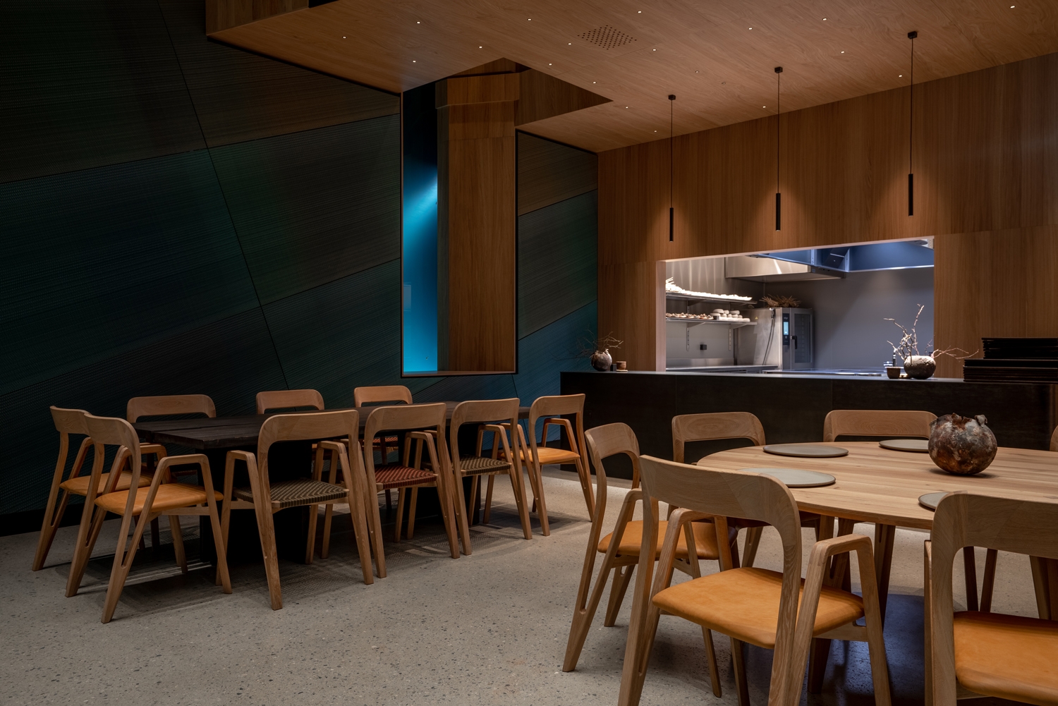 Lighting System Design in Underwater Restaurant