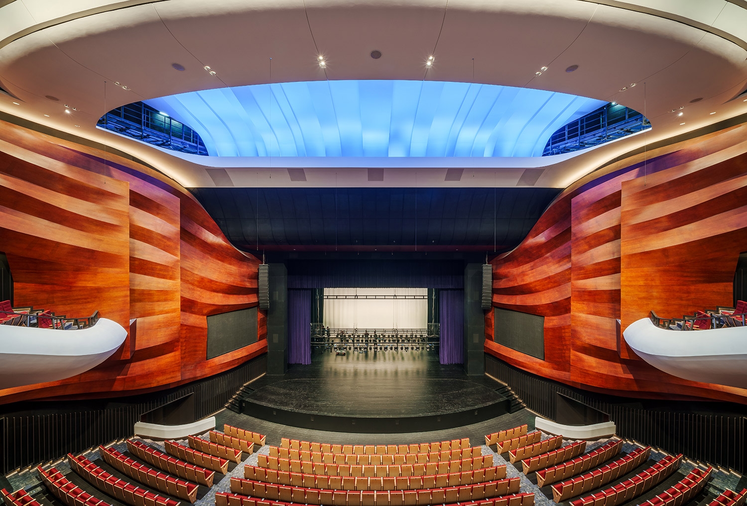 Lighting Design in  Arts Center