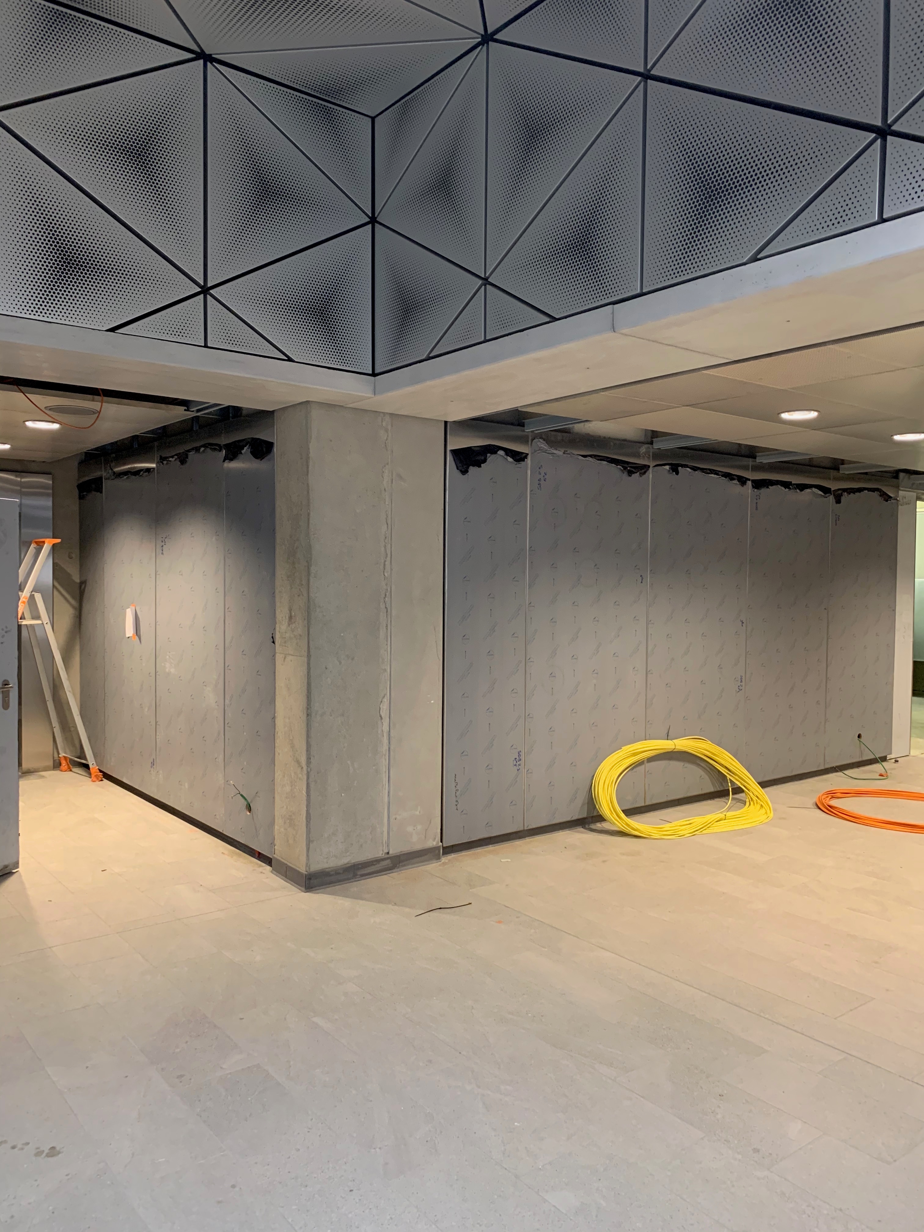 Fire-Rated Panel Fastener at Rennes Metro Stations