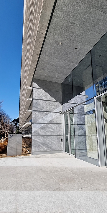 Bundang Doosan Tower - Alusion™ Stabilized Aluminum Foam