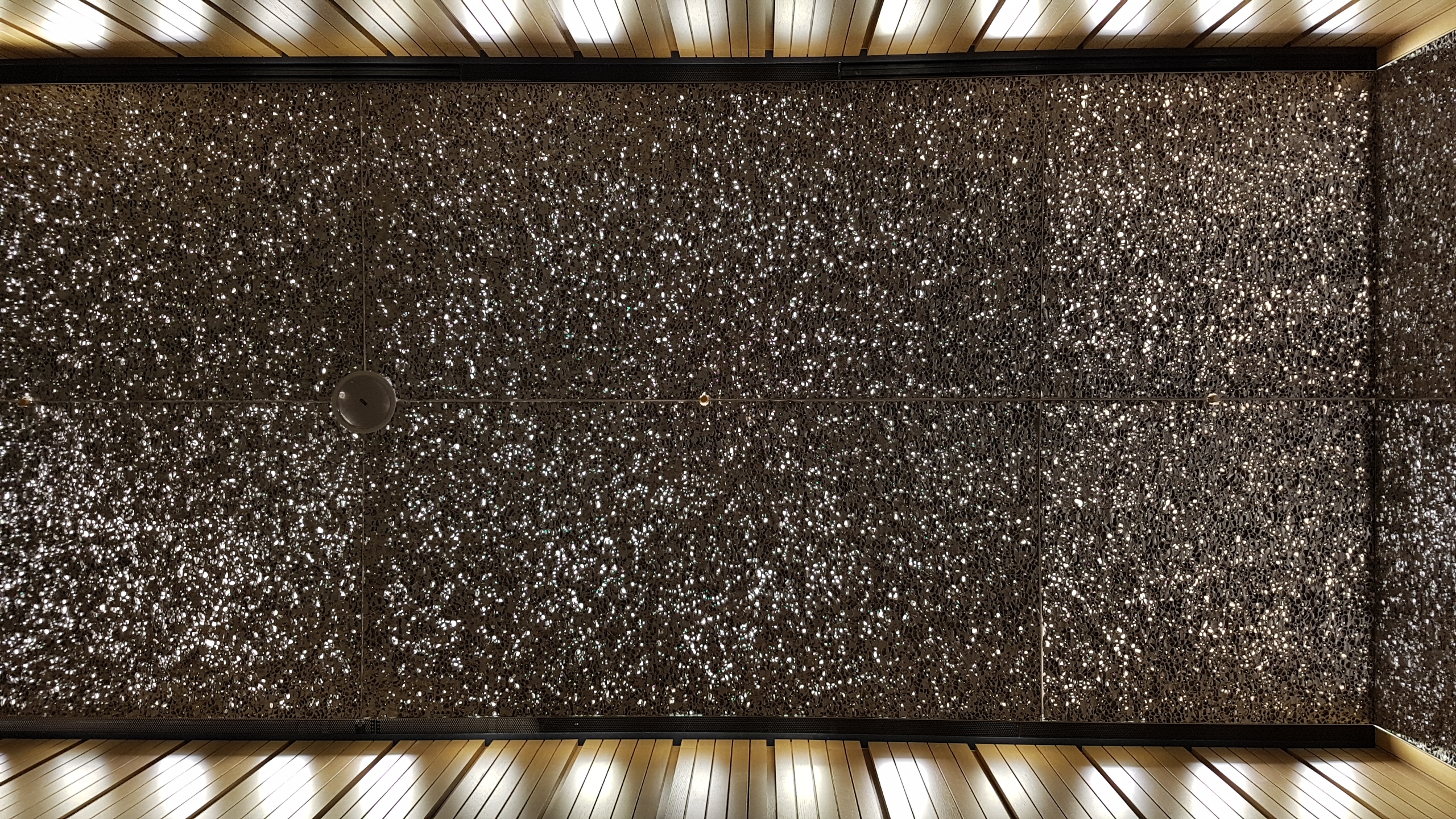 Bundang Doosan Tower - Alusion™ Stabilized Aluminum Foam