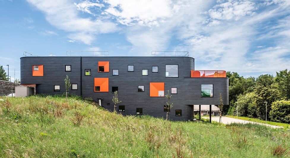 Ventilated Facade - CUPACLAD Random in Neufchâteau Nursery