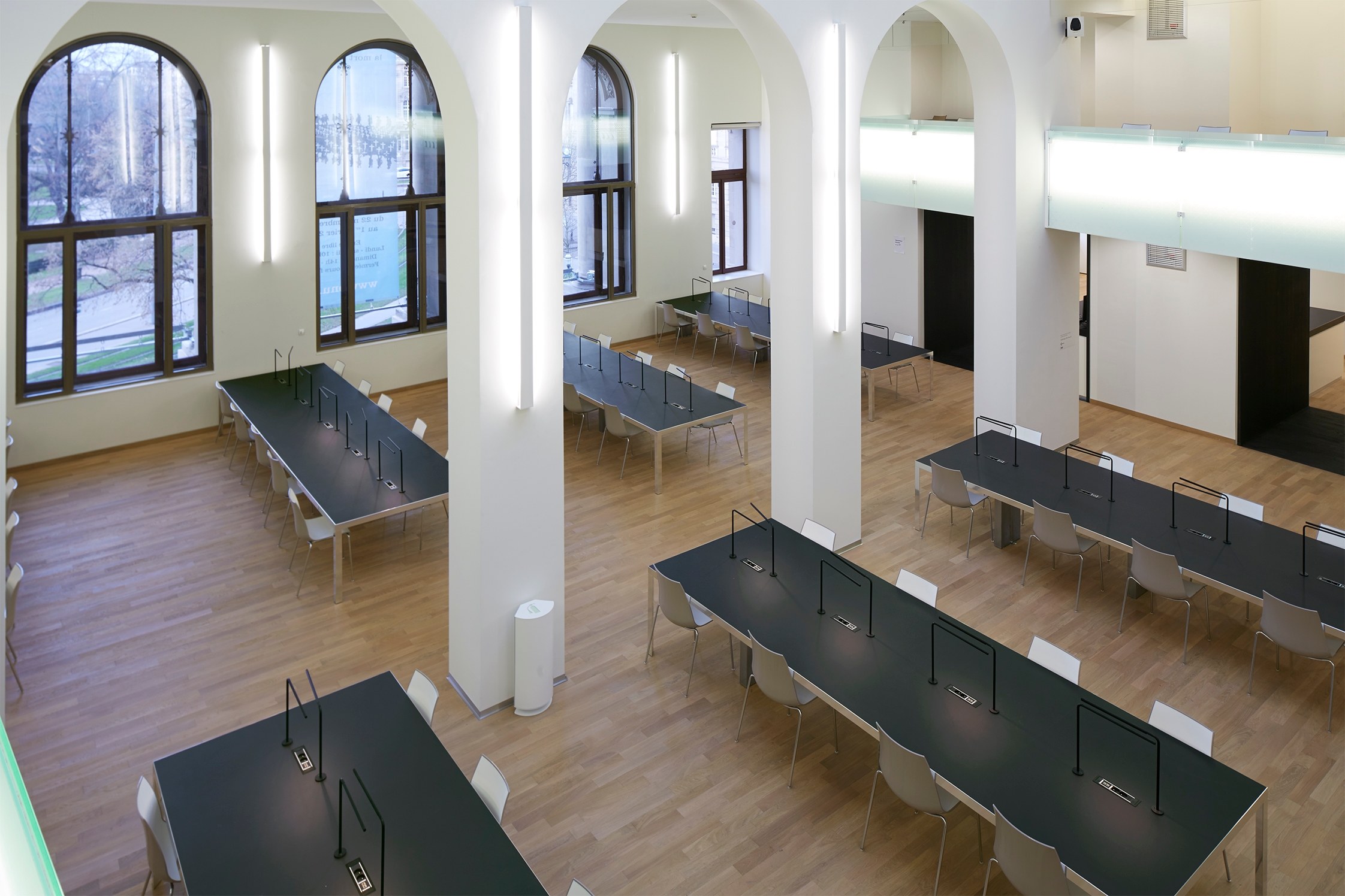 Interior Workstation Furniture in Strasbourg National and University Library
