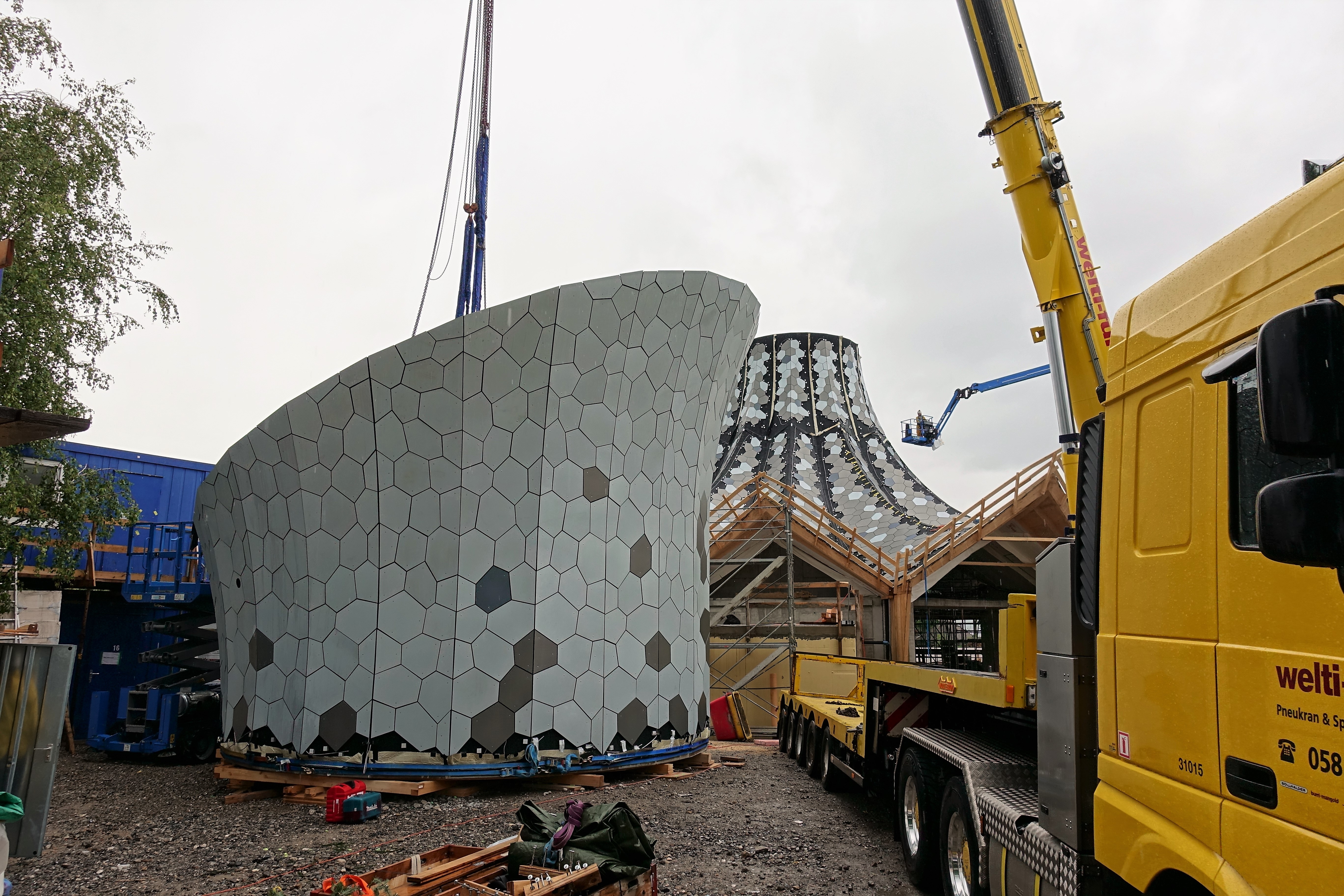 Timber Construction - Knie's Magician’s Hat