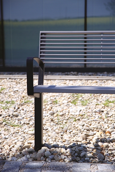 Park Bench - Intervera