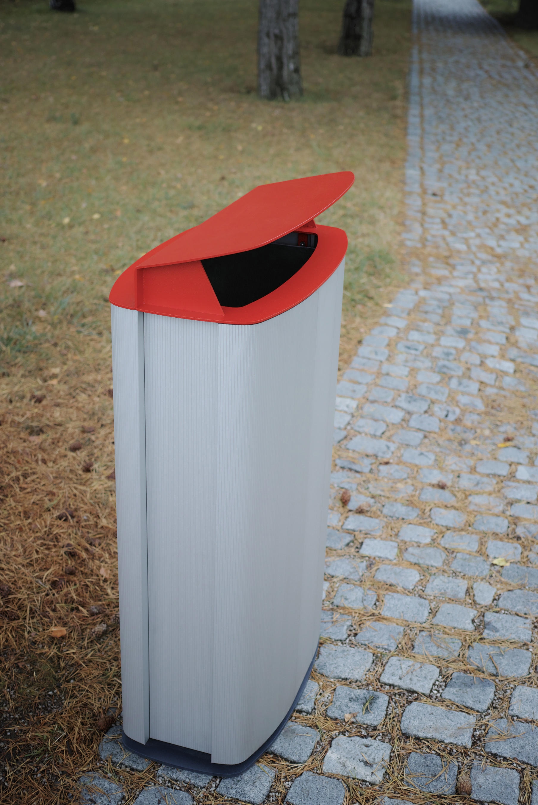 Litter Bin - Maximinium