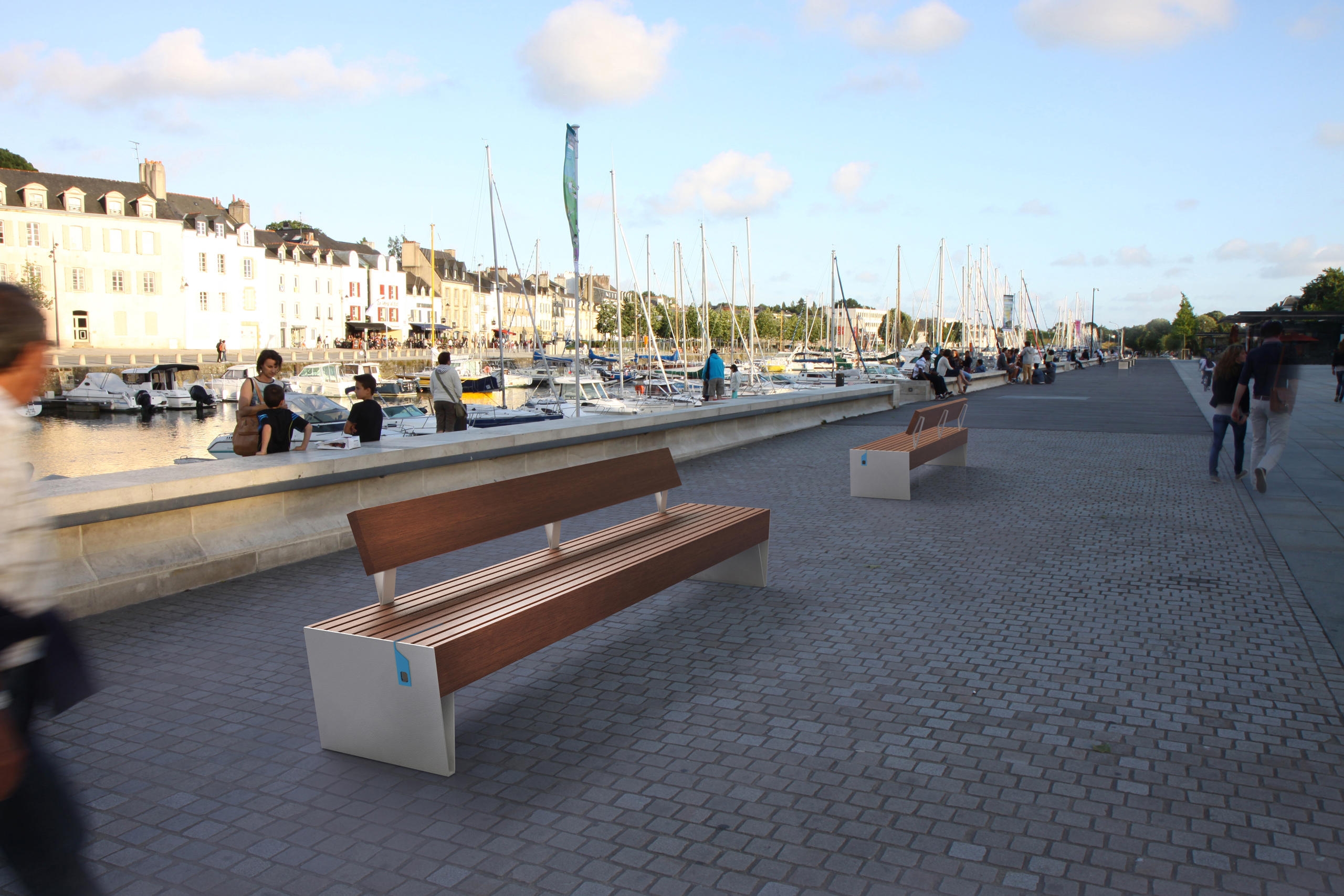 Park Bench With Storage - EBlocq From Mmcité