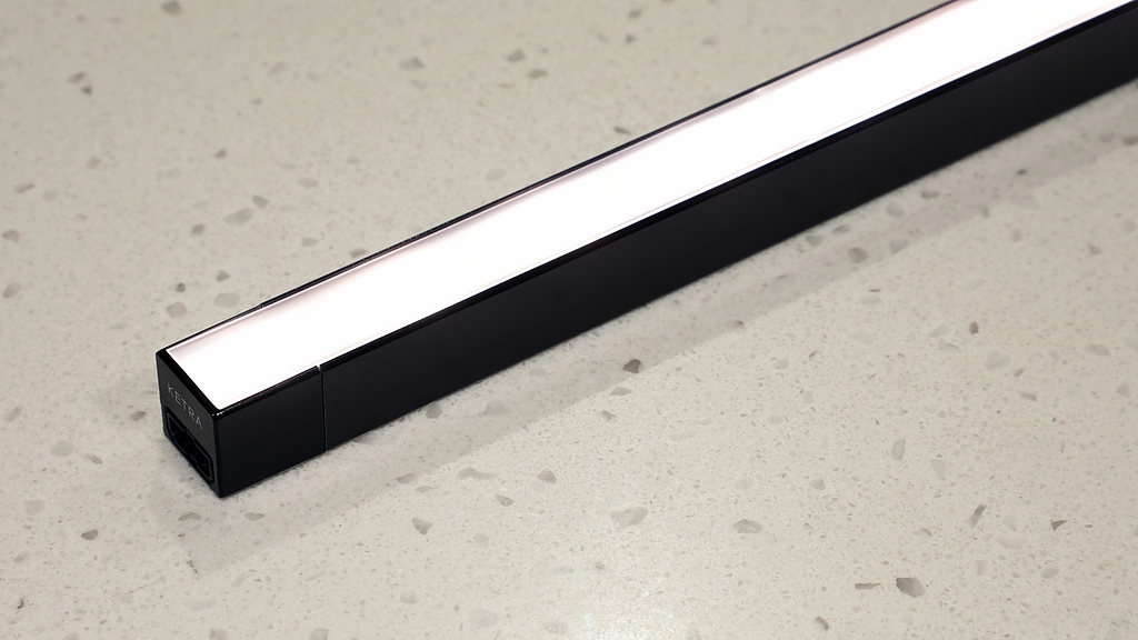Luminaria lineal - Ketra LS0 Lightbar Slim
