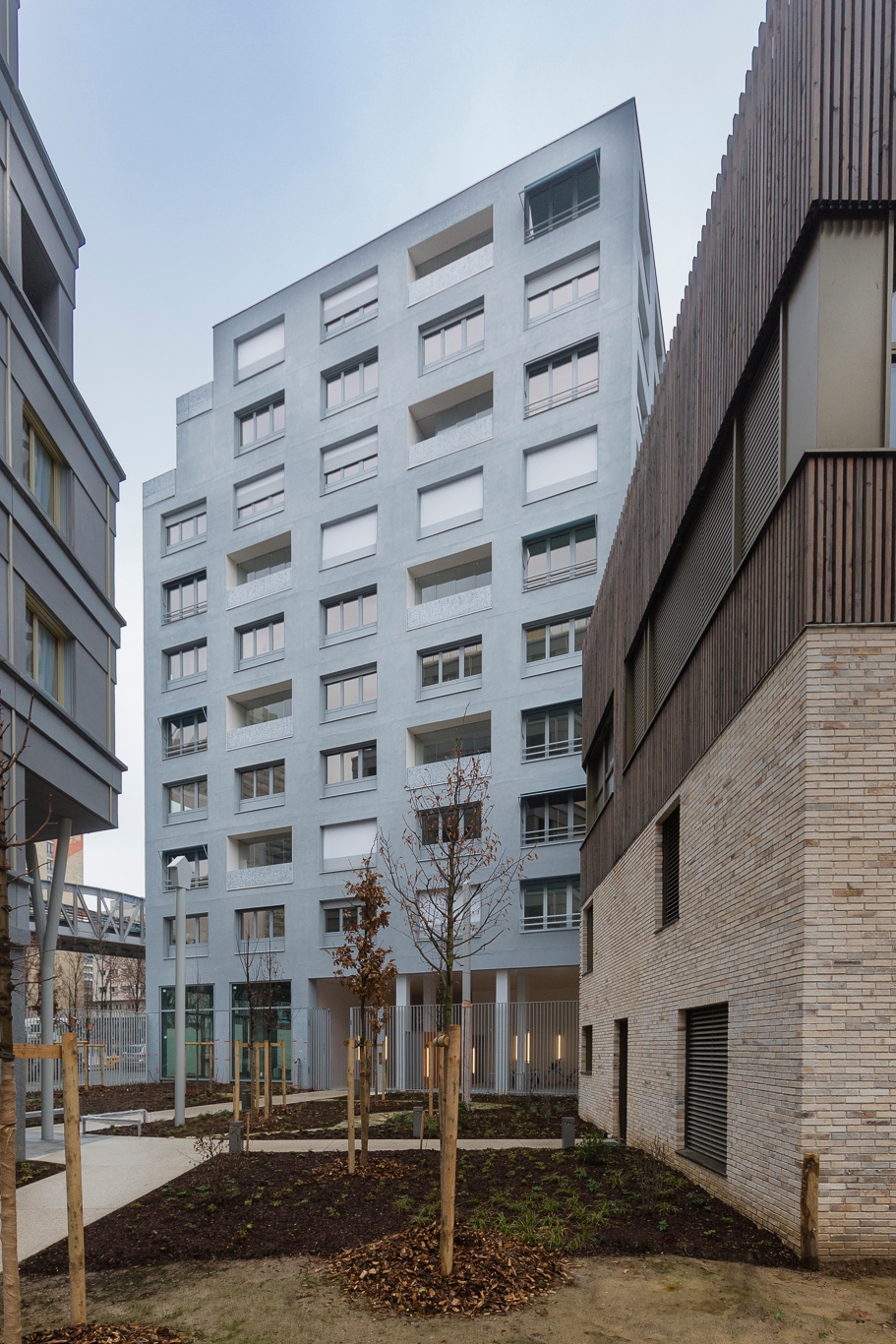 Z-Box Drawer Curtain System in LoPaA Residential Block