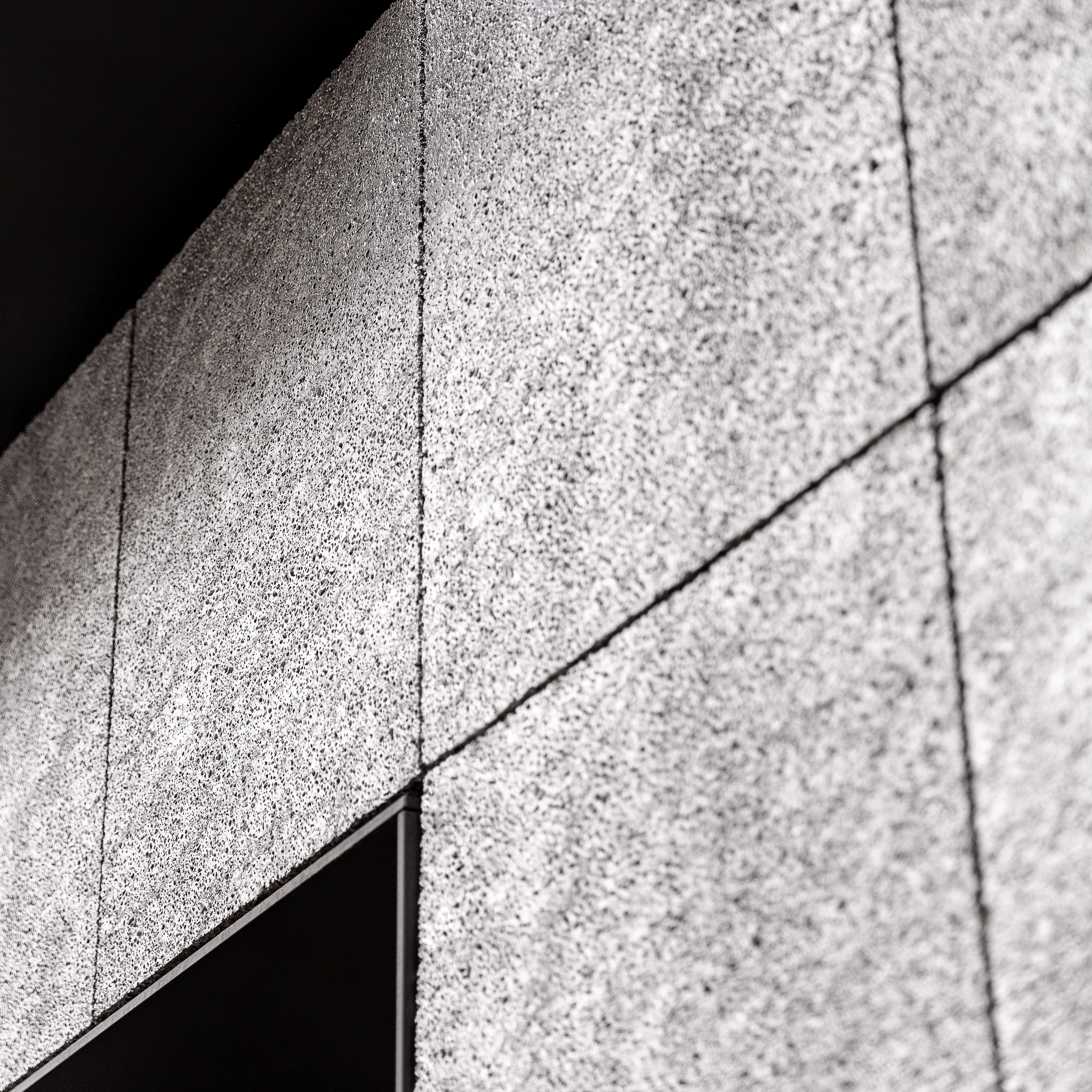 Stabilized Aluminium Foam Façade in New Luum Architects Office