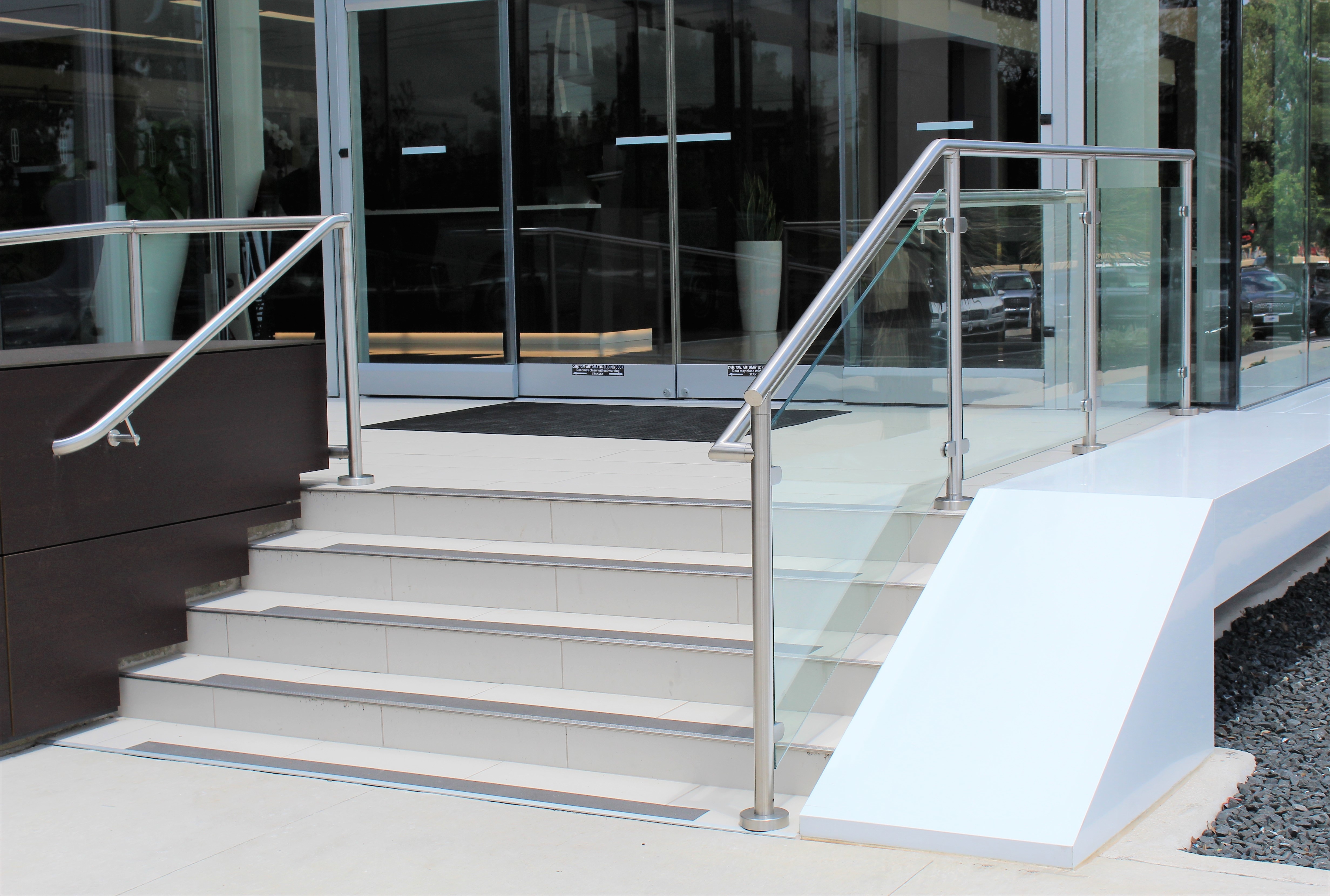 VISION™ Stainless Steel Railing