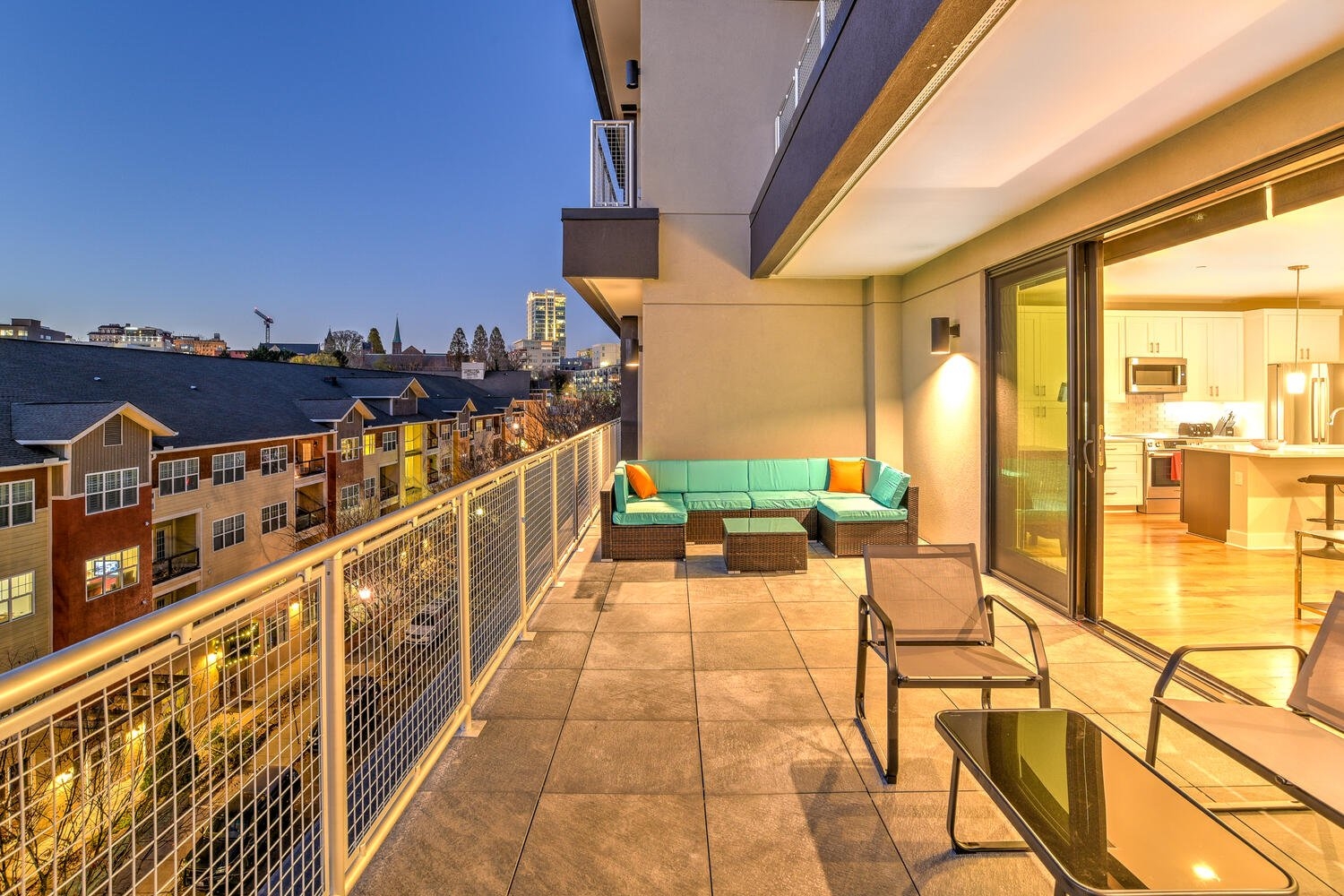 Interna-Rail® Aluminum Railing