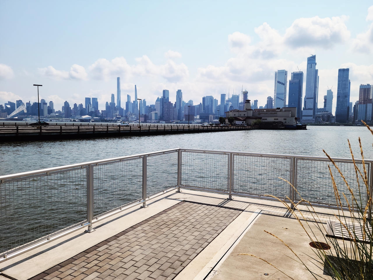 Interna-Rail® Aluminum Railing